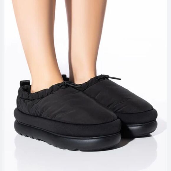 UGG Shoes - UGG Maxi Clog